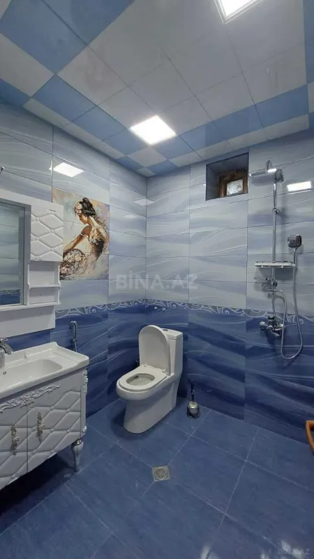 Satılır 5 otaqlı həyət evi 200 m²