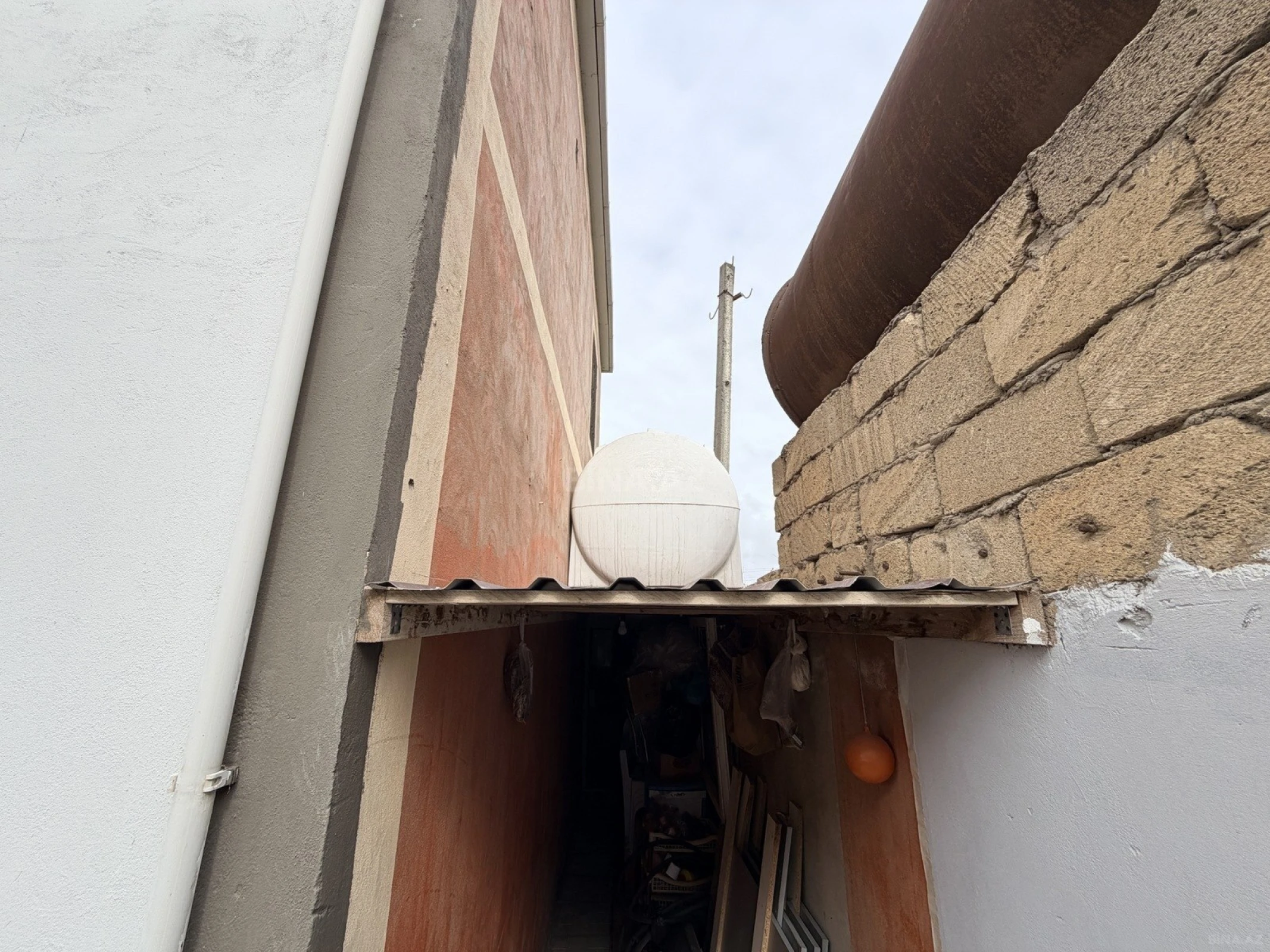 Satılır 4 otaqlı həyət evi 160 m²