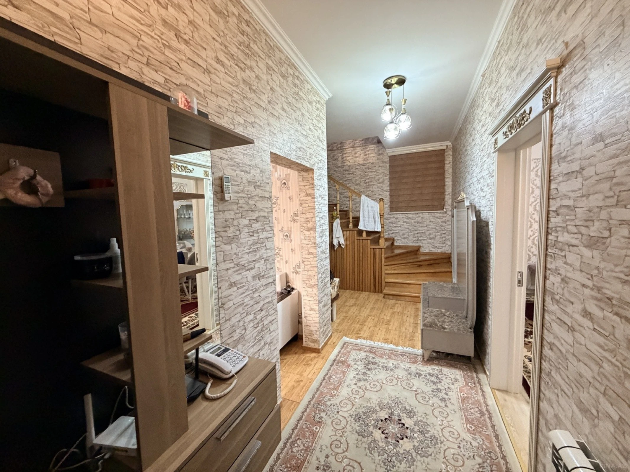 Satılır 4 otaqlı həyət evi 160 m²