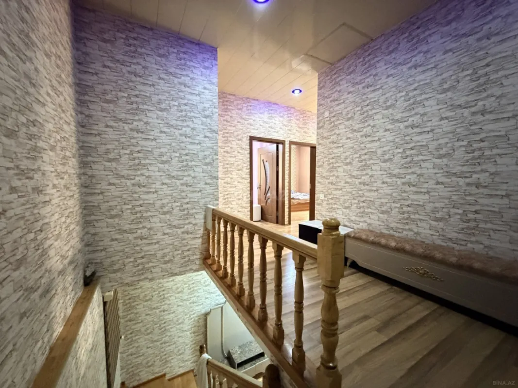 Satılır 4 otaqlı həyət evi 160 m²