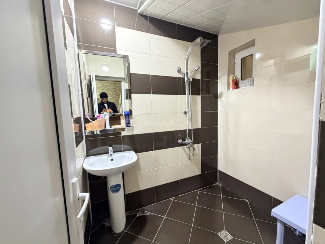 Satılır 4 otaqlı həyət evi 160 m²