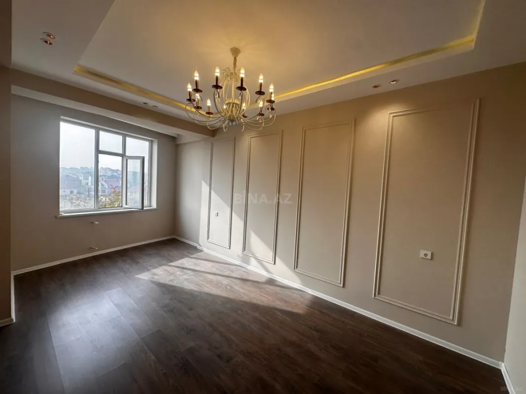 Satılır 3 otaqlı mənzil 102 m²