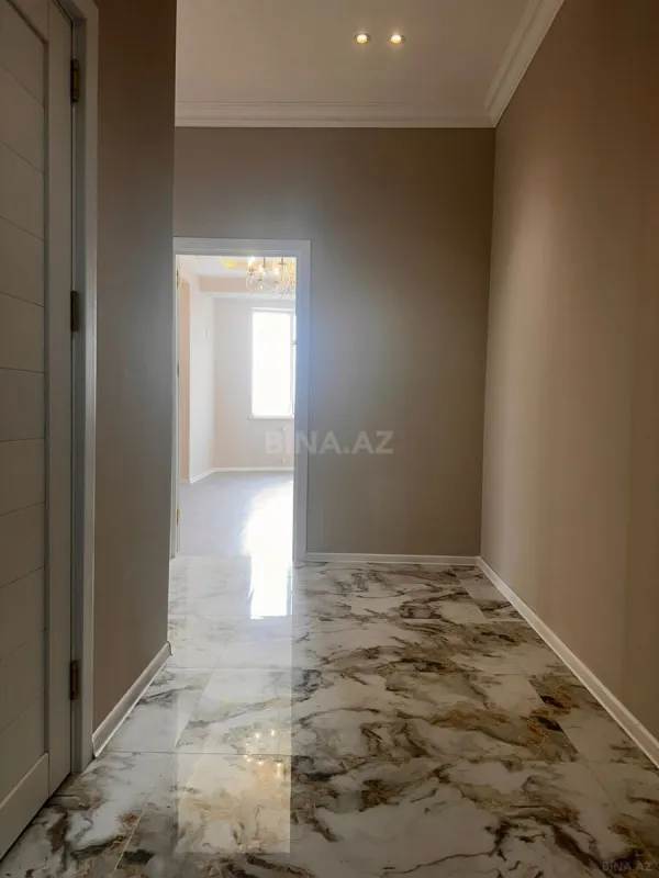 Satılır 3 otaqlı mənzil 102 m²