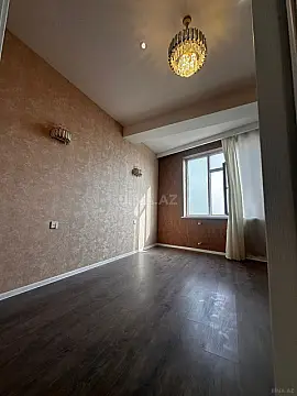 Satılır 3 otaqlı mənzil 102 m²