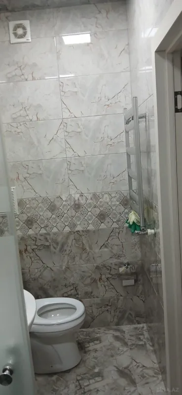 Satılır 4 otaqlı mənzil 115 m²