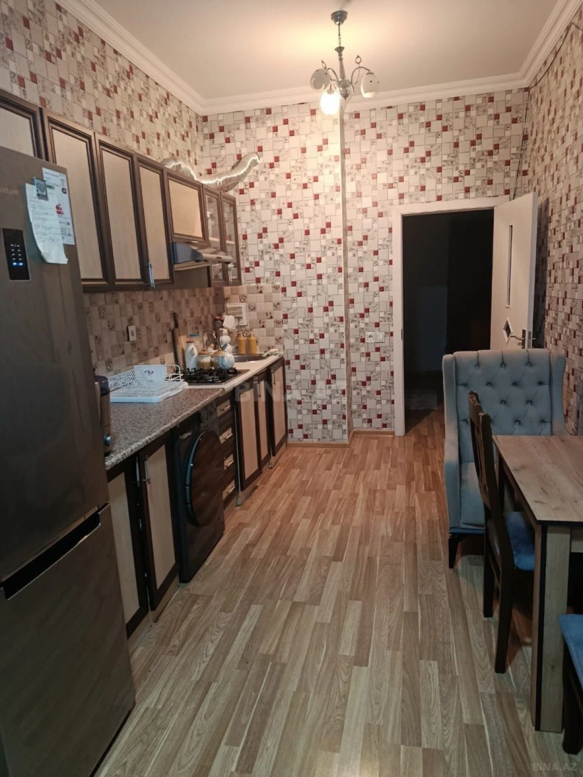 Satılır 4 otaqlı mənzil 115 m²