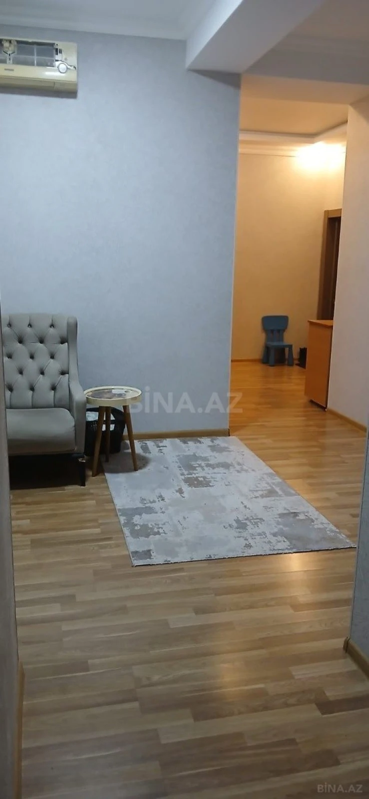 Satılır 4 otaqlı mənzil 115 m²