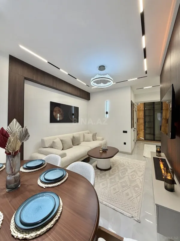 Satılır 3 otaqlı mənzil 95 m²