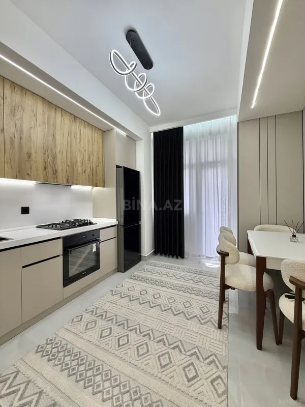 Satılır 3 otaqlı mənzil 95 m²