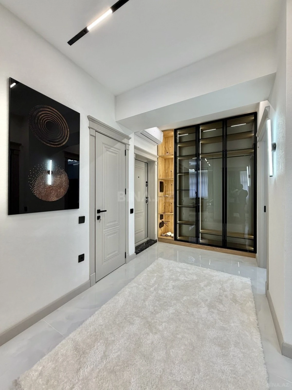 Satılır 3 otaqlı mənzil 95 m²