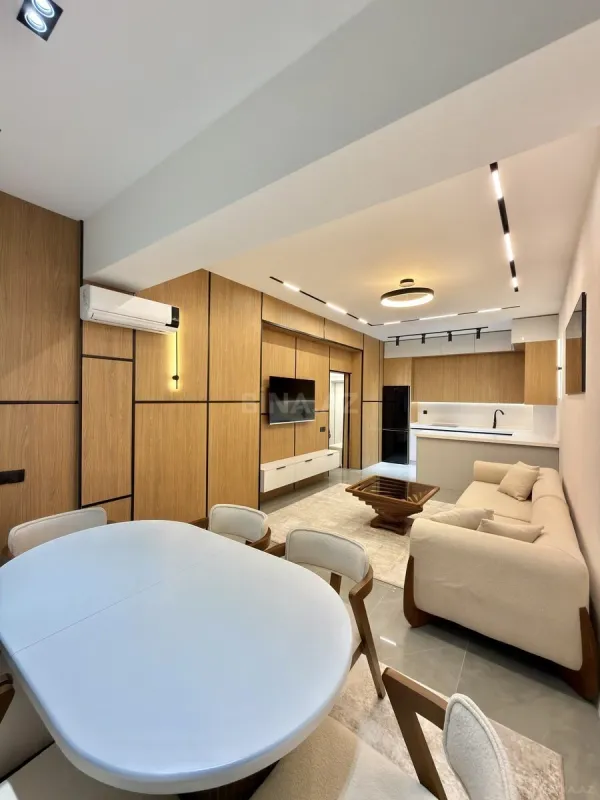 Satılır 2 otaqlı mənzil 66 m²