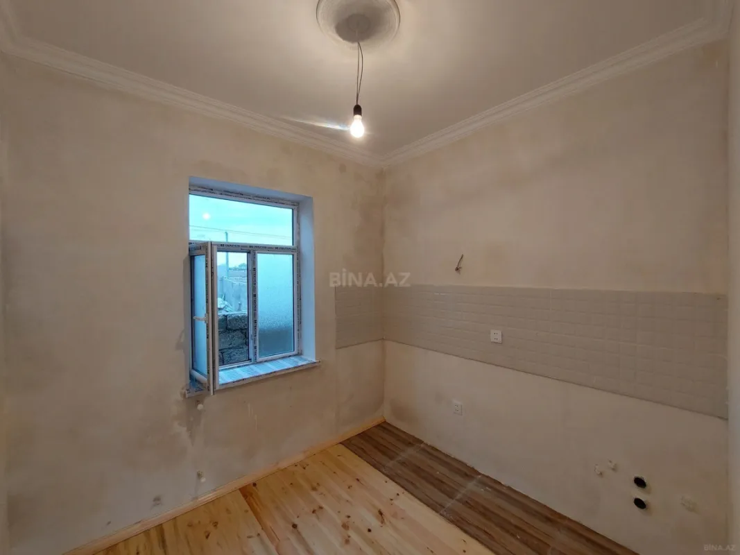 Satılır 2 otaqlı həyət evi 70 m²