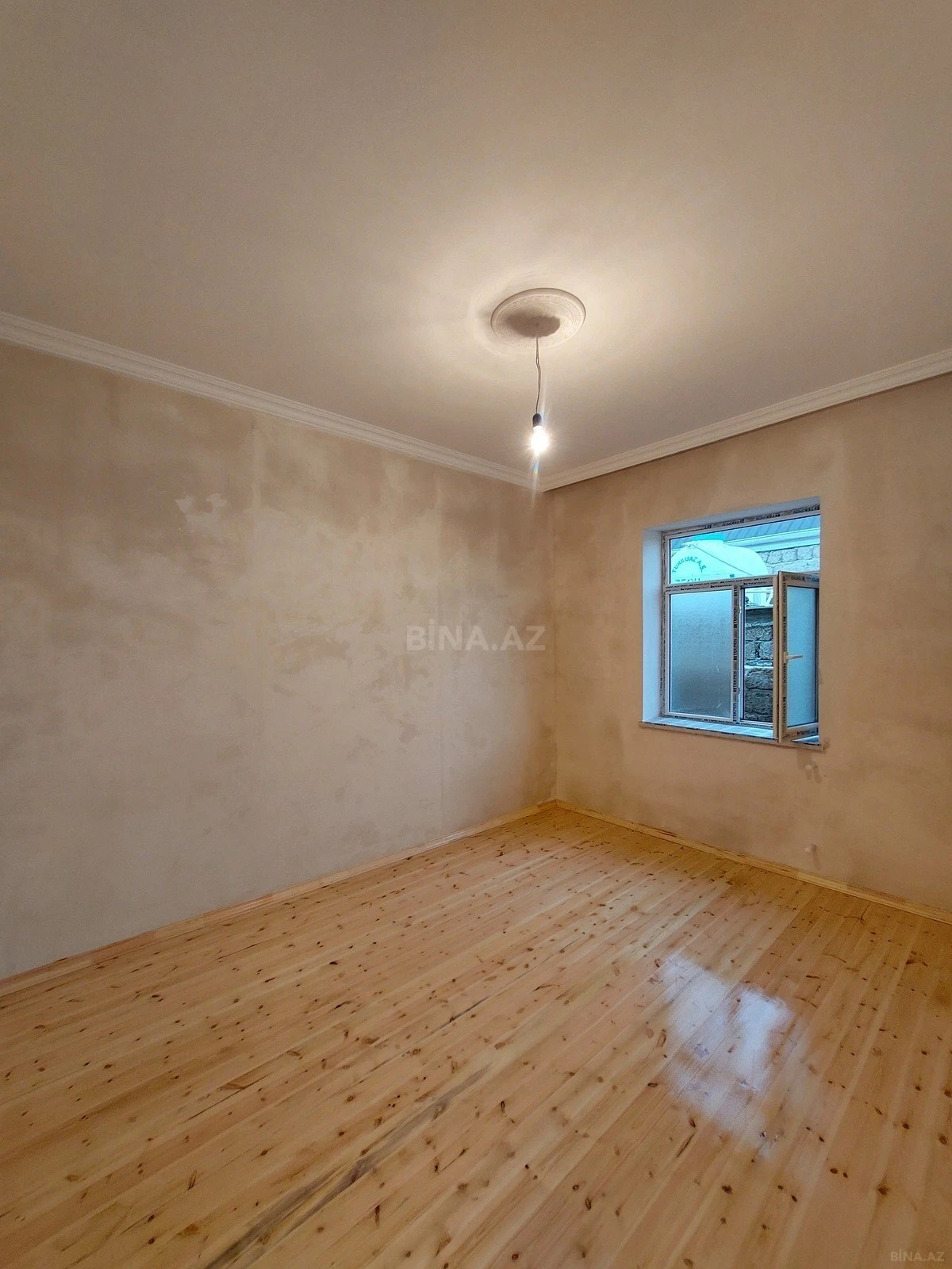 Satılır 2 otaqlı həyət evi 70 m²