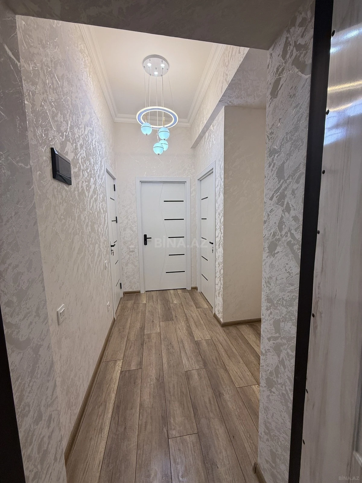 Satılır 1 otaqlı mənzil 40 m²