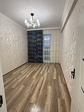 Satılır 1 otaqlı mənzil 40 m²