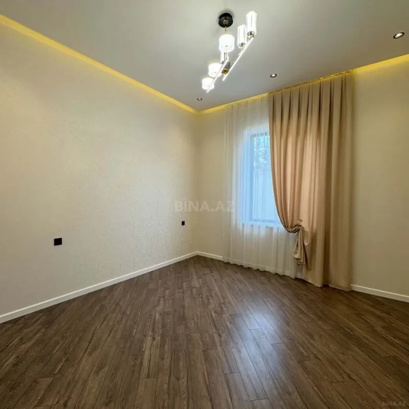 Satılır 4 otaqlı həyət evi 180 m²