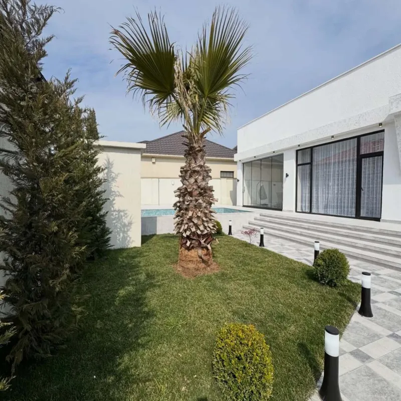 Satılır 4 otaqlı həyət evi 180 m²
