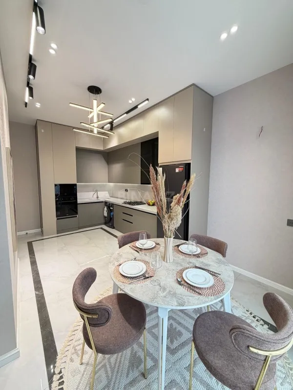 Satılır 4 otaqlı həyət evi 170 m²