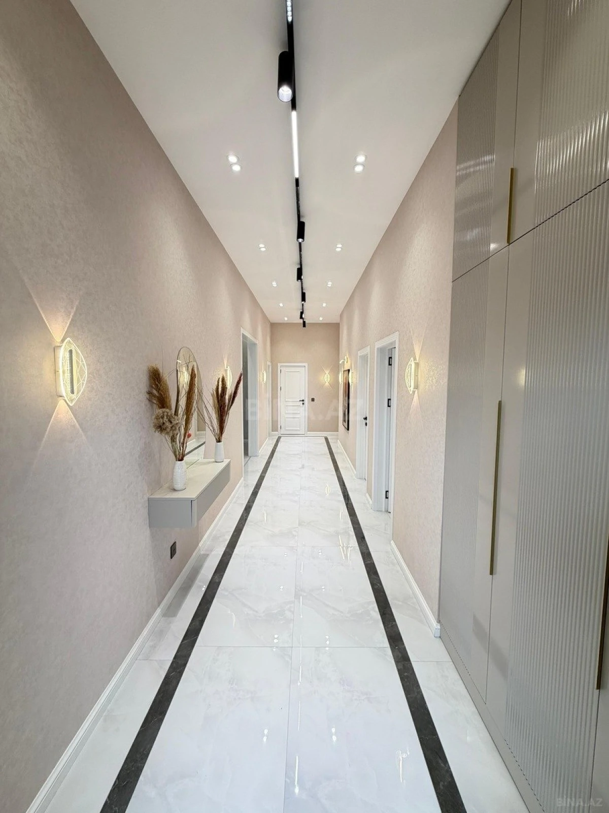 Satılır 4 otaqlı həyət evi 170 m²