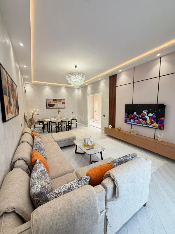 Satılır 4 otaqlı həyət evi 170 m²