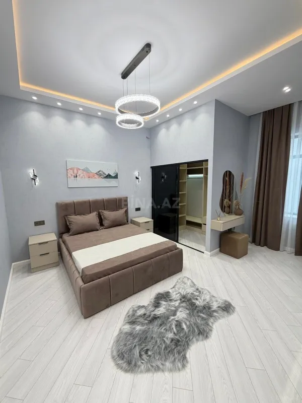 Satılır 4 otaqlı həyət evi 170 m²