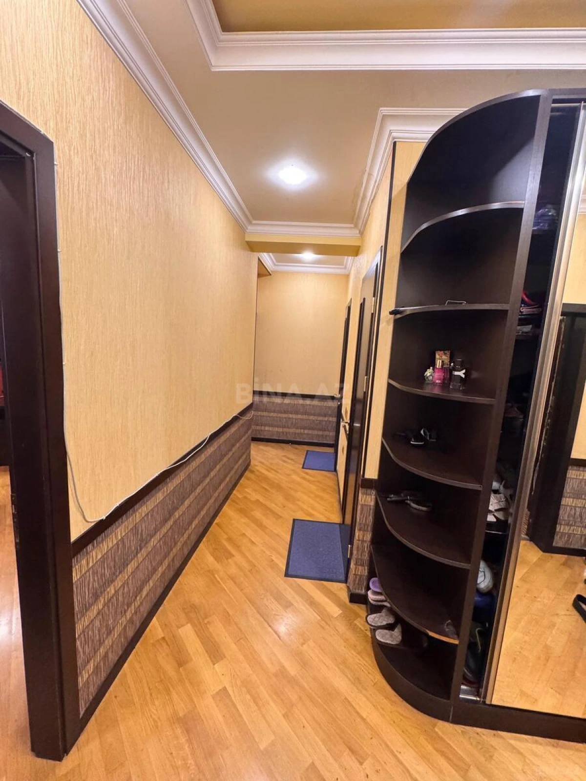 Satılır 3 otaqlı mənzil 120 m²