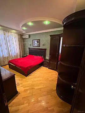 Satılır 3 otaqlı mənzil 120 m²