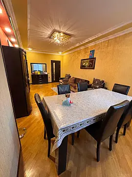 Satılır 3 otaqlı mənzil 120 m² — Bakı 3 otaq 120.00 m²