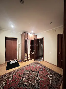 Satılır 2 otaqlı mənzil 88 m²
