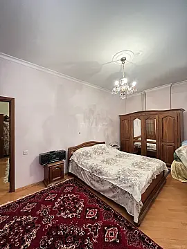 Satılır 2 otaqlı mənzil 88 m²