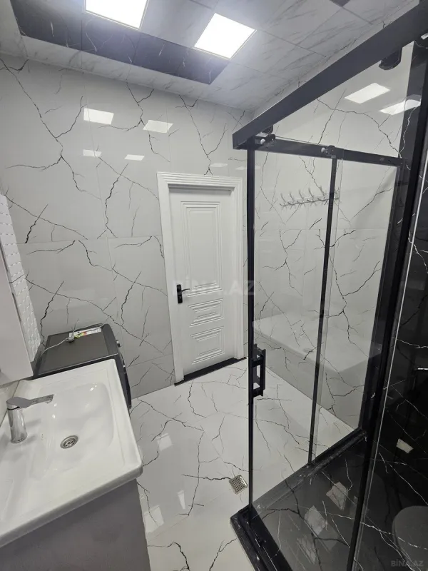 Satılır 2 otaqlı mənzil 65 m²