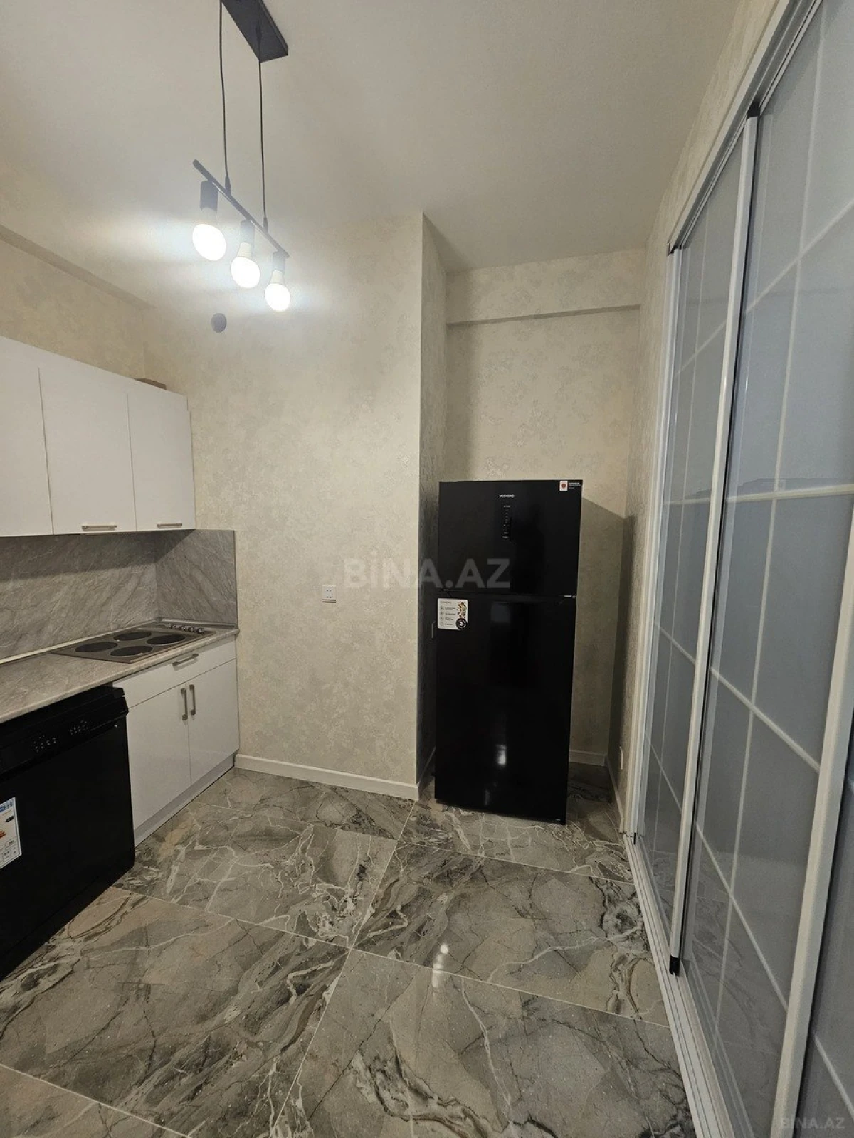 Satılır 2 otaqlı mənzil 65 m²