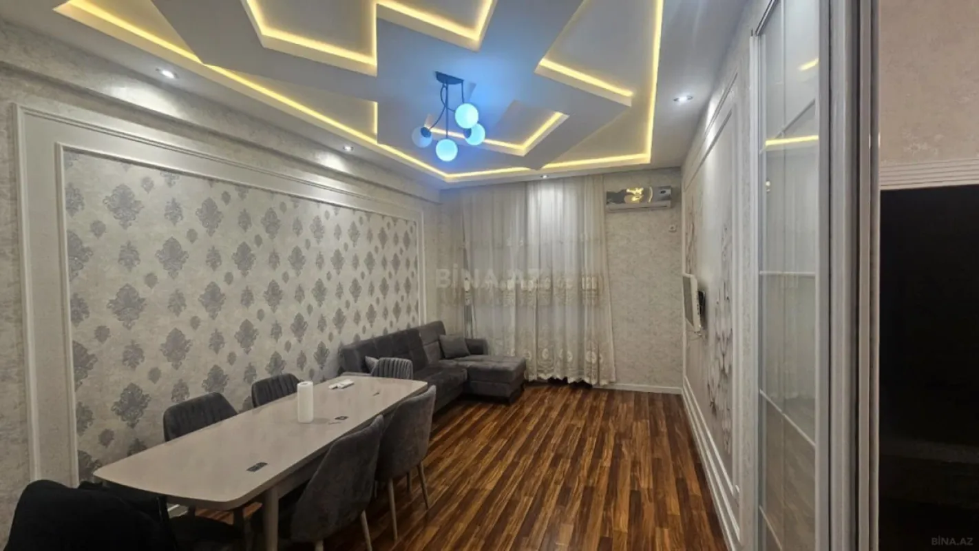 Satılır 2 otaqlı mənzil 65 m²