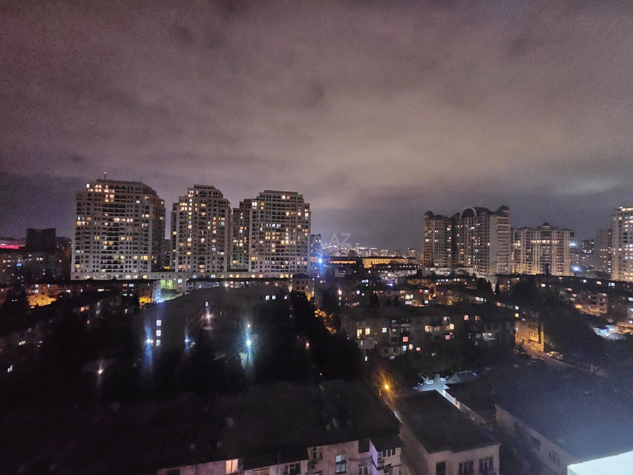 Satılır 2 otaqlı mənzil 65 m²