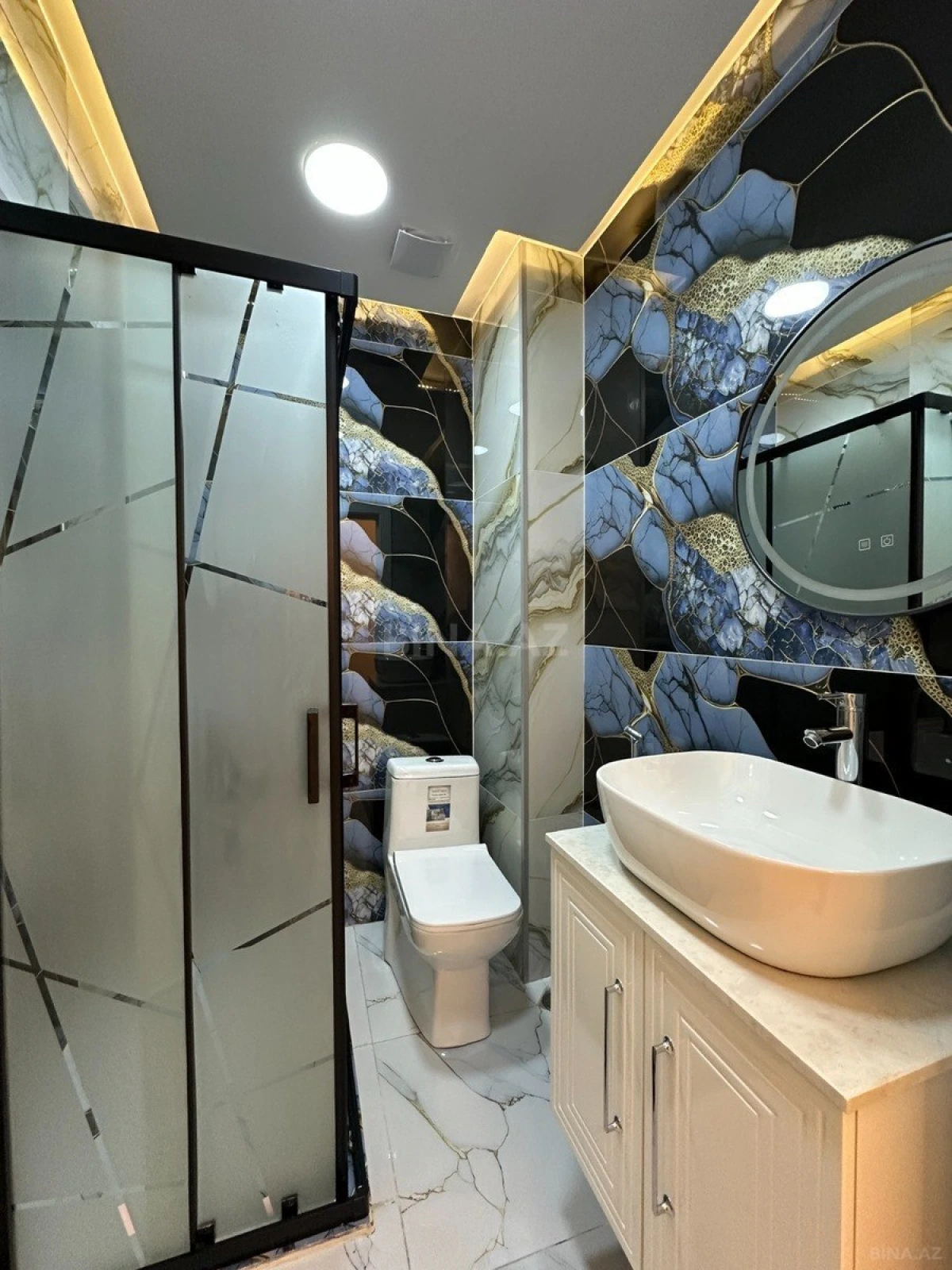 Satılır 2 otaqlı mənzil 90 m²