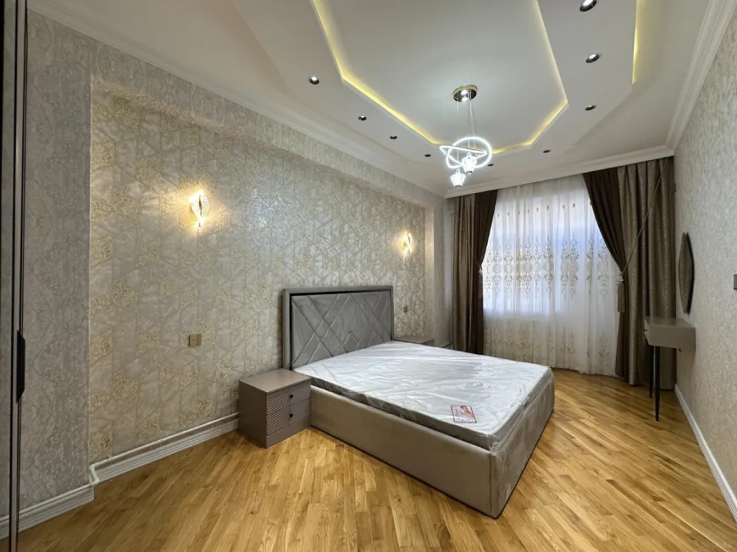 Satılır 2 otaqlı mənzil 90 m²