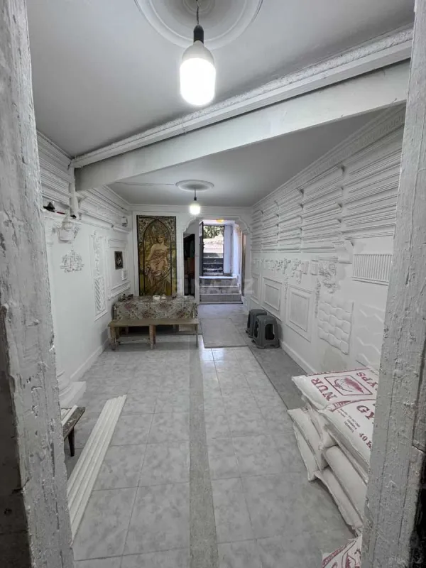 Satılır obyekt 80 m²