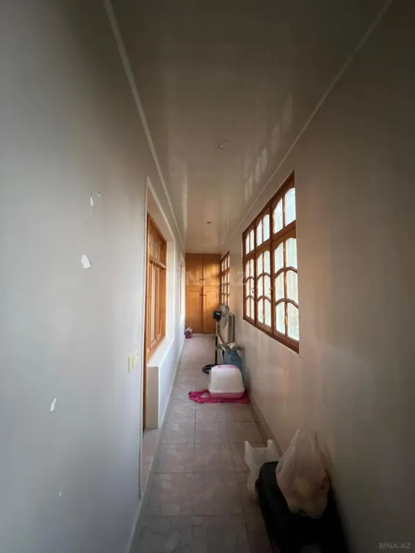 Satılır 5 otaqlı mənzil 120 m²