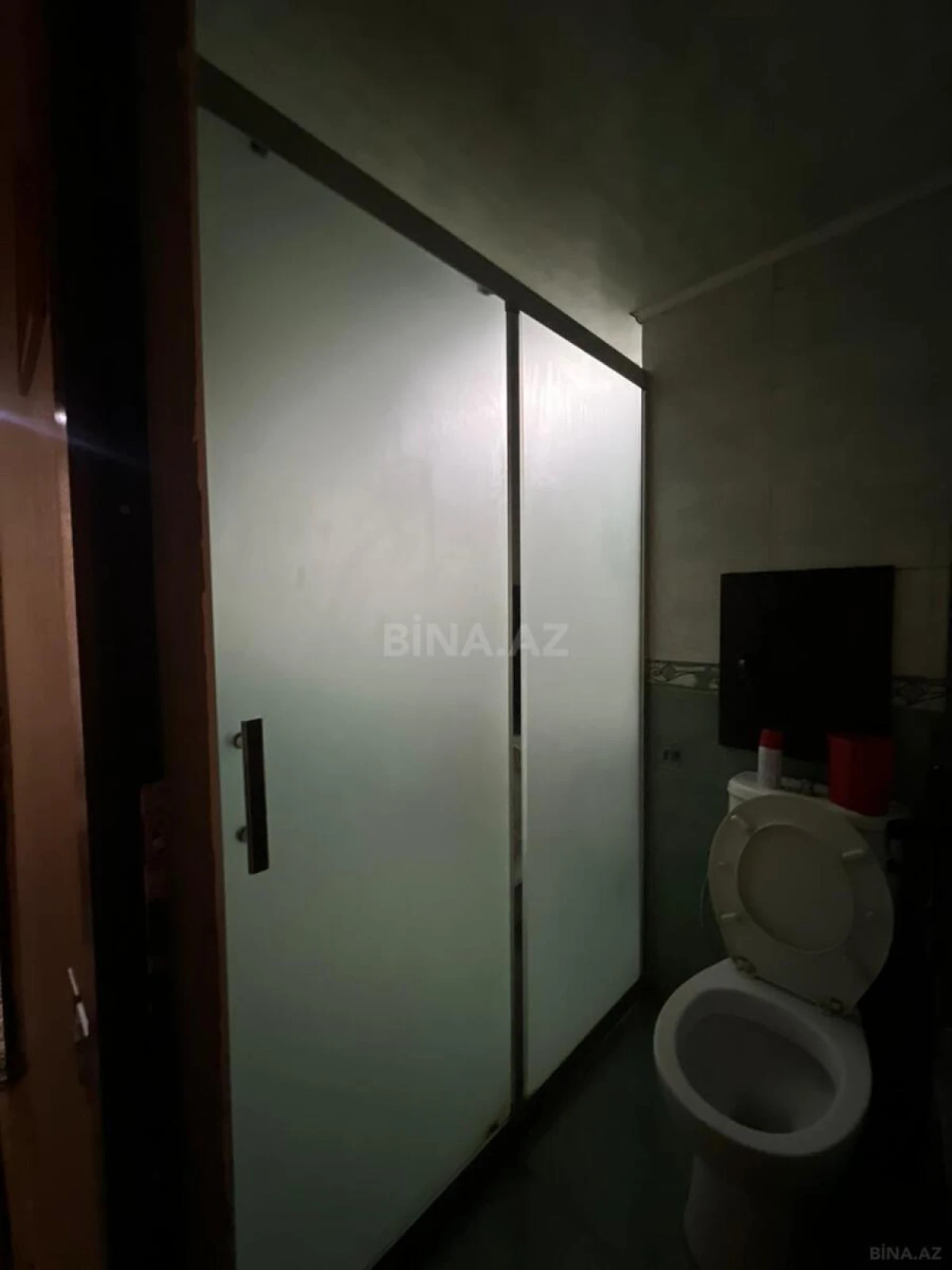 Satılır 5 otaqlı mənzil 120 m²