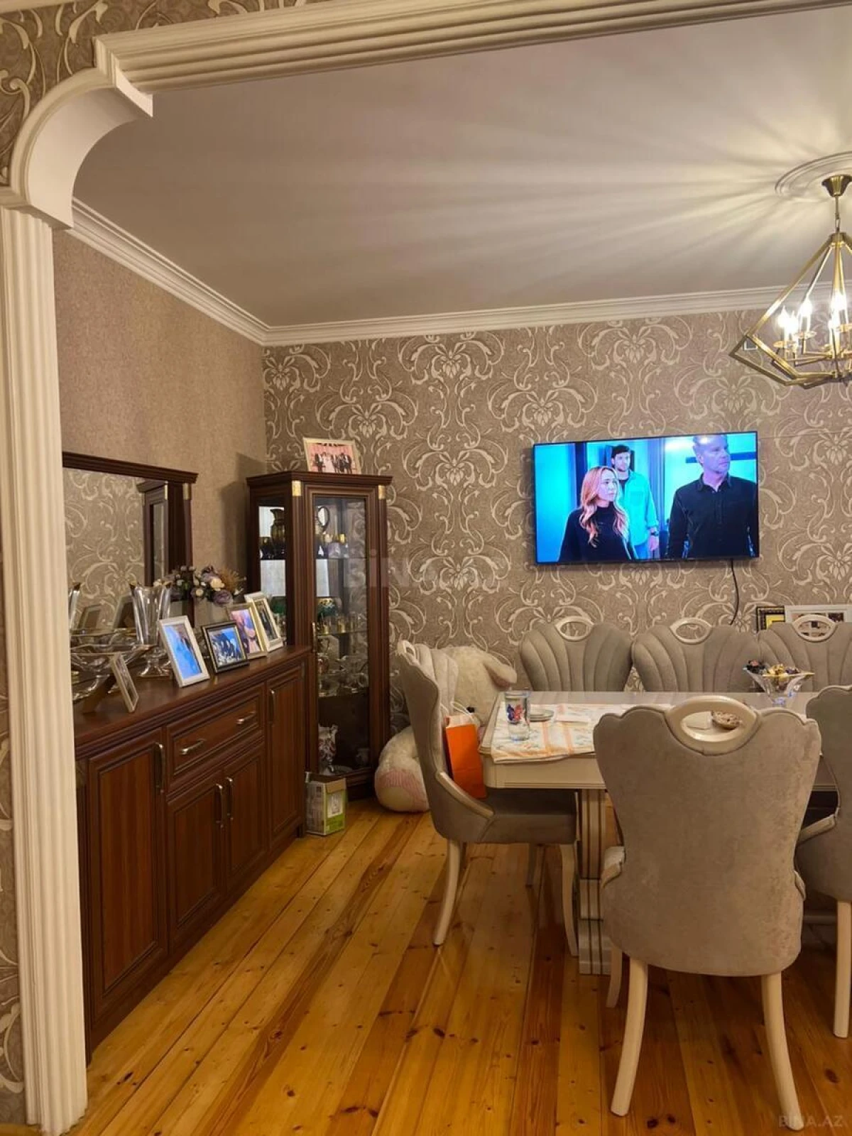 Satılır 5 otaqlı mənzil 120 m²