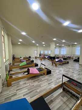 Kirayə verilir obyekt 600 m² — Bakı 600.00 m²