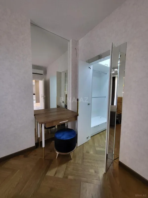 Kirayə verilir 3 otaqlı mənzil 102 m²