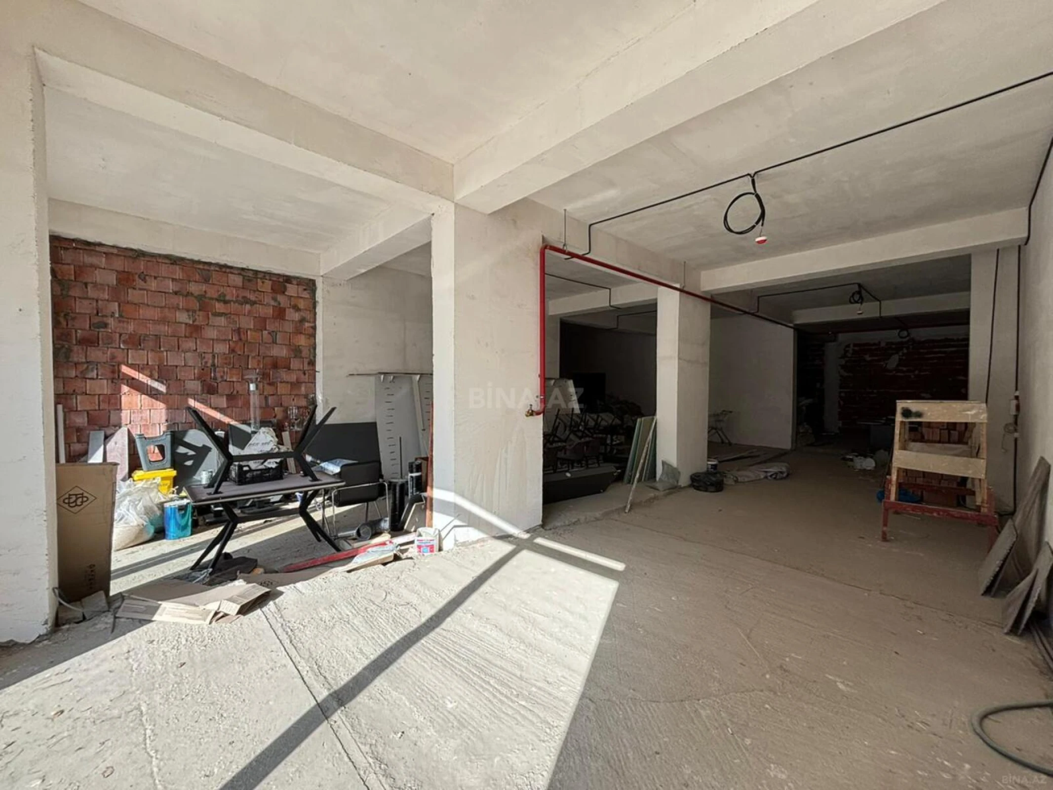 Kirayə verilir obyekt 230 m²