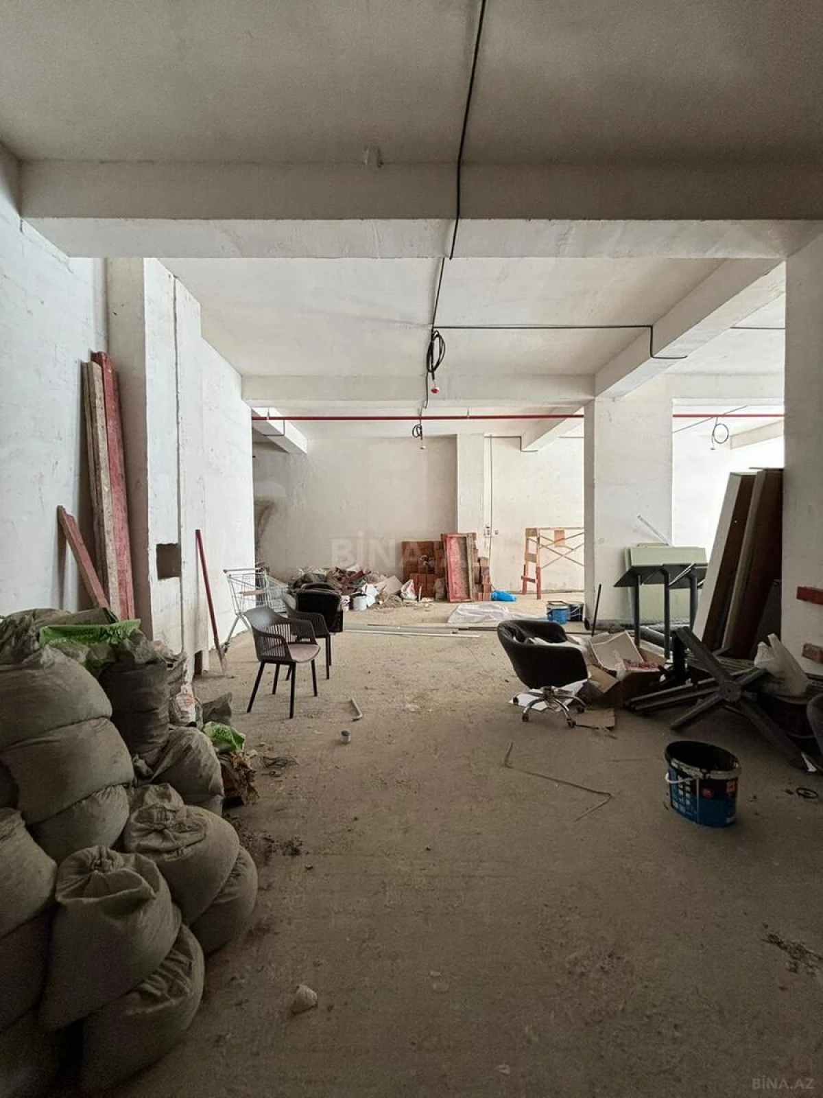 Kirayə verilir obyekt 230 m²