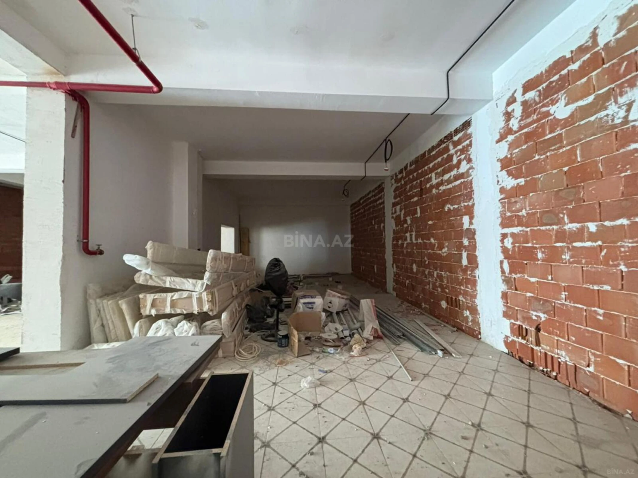 Kirayə verilir obyekt 230 m²