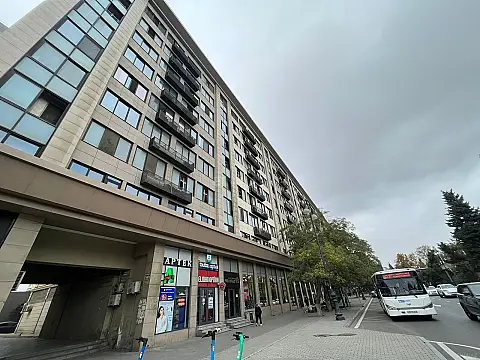 Satılır 3 otaqlı mənzil 80 m²