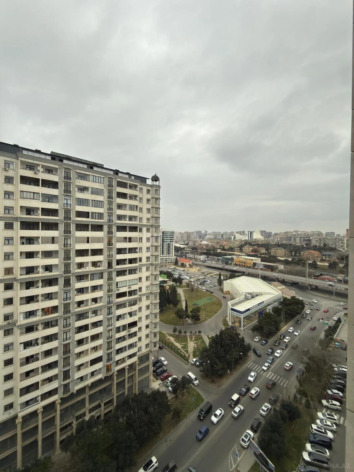 Satılır 2 otaqlı mənzil 68.3 m²