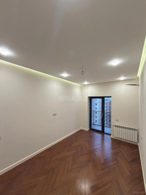 Satılır 2 otaqlı mənzil 68.3 m²