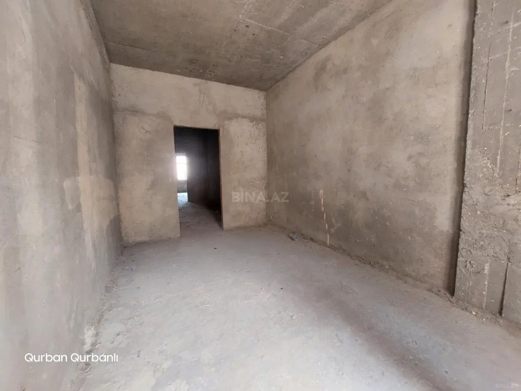 Satılır 4 otaqlı mənzil 153 m²