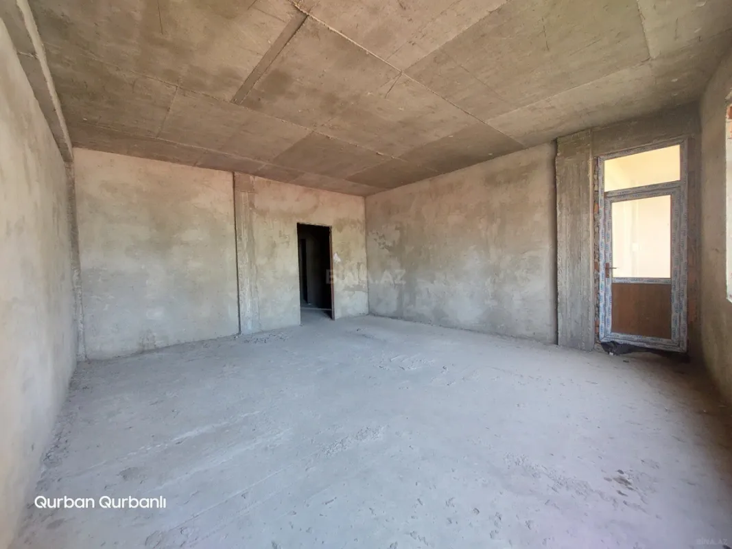 Satılır 4 otaqlı mənzil 153 m²